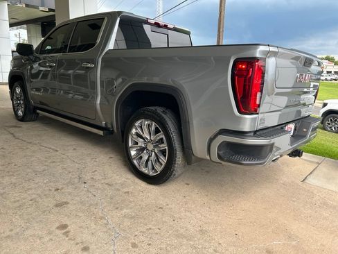 Used 2023 GMC Sierra 1500 Denali w/ Denali Reserve Package AWD/4WD image 5