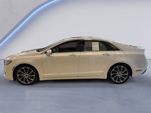 Used 2019 Lincoln MKZ Reserve w/ Reserve Plus Package image 4