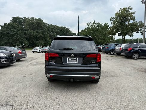 Used 2016 Honda Pilot Touring image 6