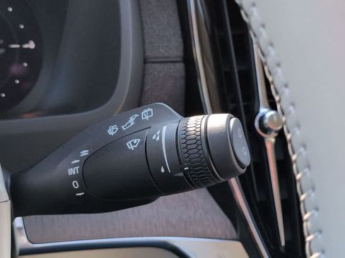 New 2026 Volvo XC90 T8 Ultra w/ Protection Package Premier image 25