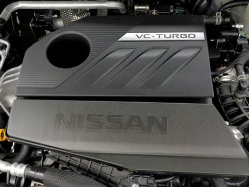 Used 2023 Nissan Rogue S AWD/4WD image 38
