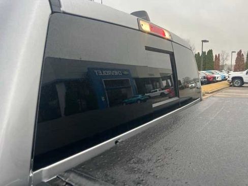 Used 2025 RAM 1500 Laramie w/ Sport Appearance Package image 9