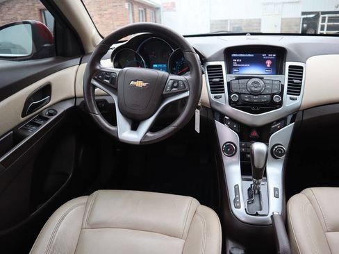 Used 2014 Chevrolet Cruze Diesel w/ Enhanced Safety Package image 18
