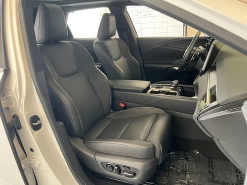 Used 2025 Lexus RX 350 w/ Convenience Package AWD/4WD image 51
