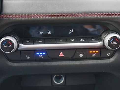 New 2026 MAZDA CX-50 AWD 2.5 Hybrid w/ Premium Pkg image 17