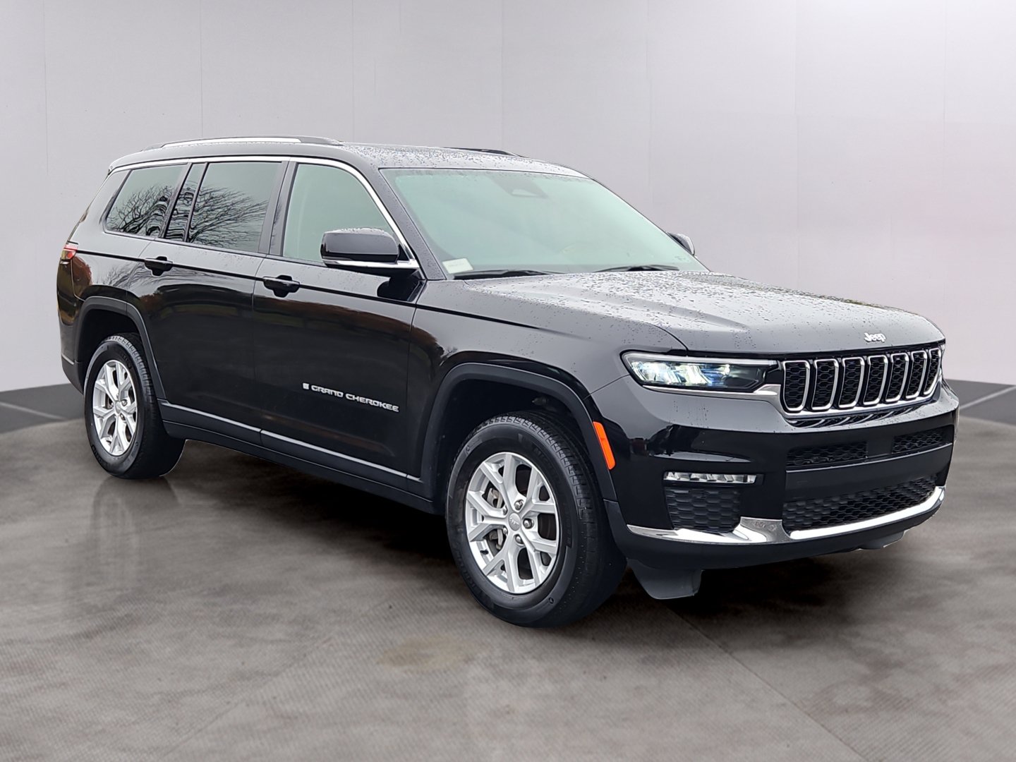 Used 2023 Jeep Grand Cherokee L Limited w/ Trailer Tow Group (B) AWD/4WD image 31
