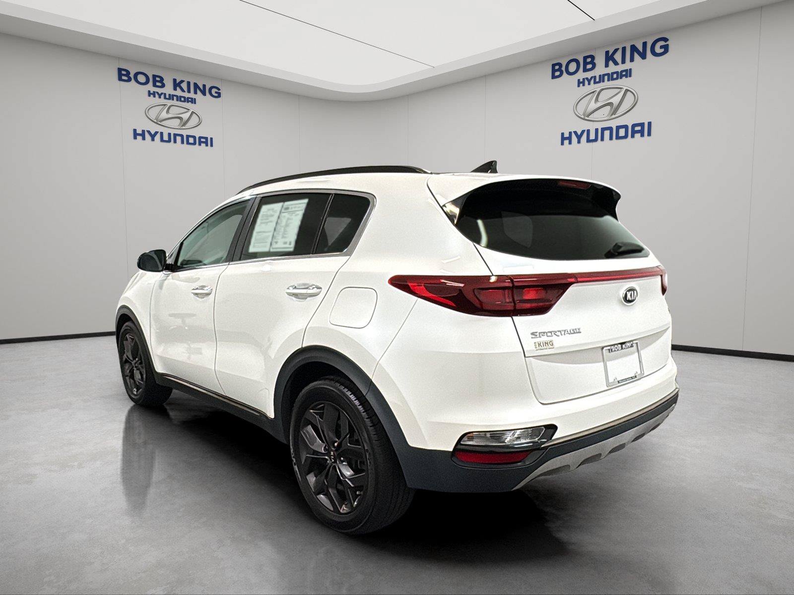 Used 2020 Kia Sportage S w/ S Sunroof Package FWD image 3