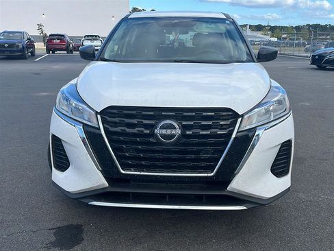 Certified 2024 Nissan Kicks S image 2