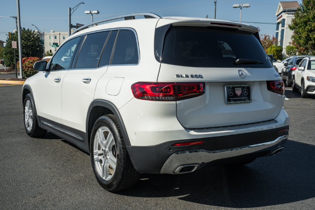 Certified 2023 Mercedes-Benz GLB 250 4MATIC w/ Premium Package image 5