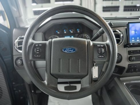 Used 2014 Ford F250 XLT w/ Snow Plow Prep Package image 33