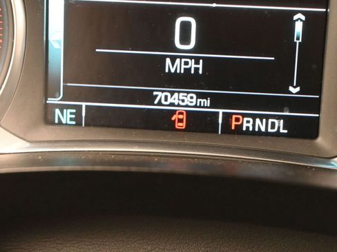 Used 2018 Chevrolet Traverse LT image 29