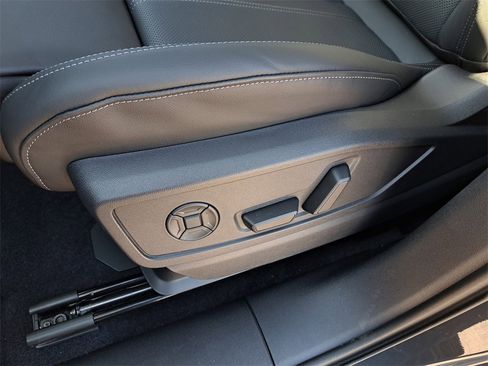 New 2025 Audi Q5 Premium Plus image 19