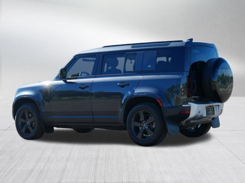 Used 2023 Land Rover Defender 110 SE AWD/4WD image 4