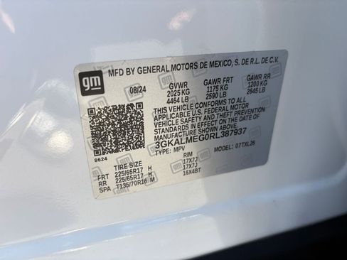 Used 2024 GMC Terrain SLE FWD image 28