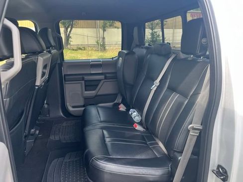 Used 2018 Ford F150 XLT w/ Equipment Group 302A Luxury AWD/4WD image 22