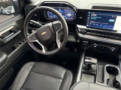 Used 2023 Chevrolet Silverado 1500 LTZ image 13