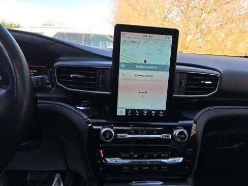 Used 2022 Ford Explorer ST w/ Equipment Group 401A image 8