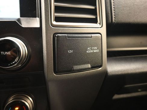 Used 2018 Ford F150 Raptor w/ Equipment Group 802A Luxury image 28