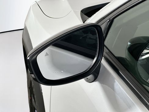 Used 2025 MAZDA CX-50 AWD 2.5 S w/ Premium Package image 16