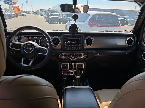 Used 2018 Jeep Wrangler Unlimited Rubicon w/ Dual Top Group image 14