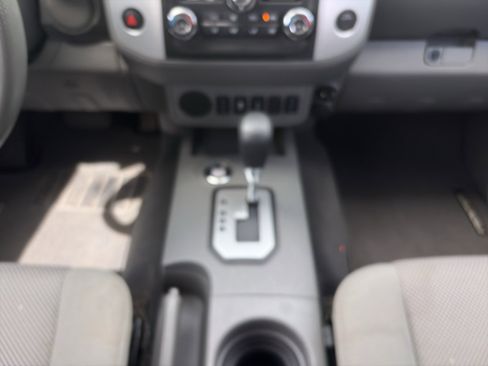 Used 2021 Nissan Frontier SV RWD image 18