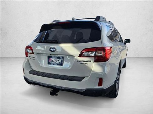 Used 2017 Subaru Outback 3.6R Limited image 5