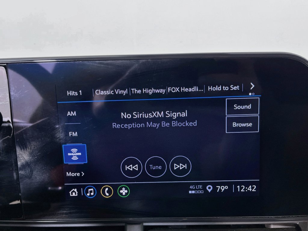 Used 2024 Chevrolet Trax RS w/ Driver Confidence Package FWD image 17
