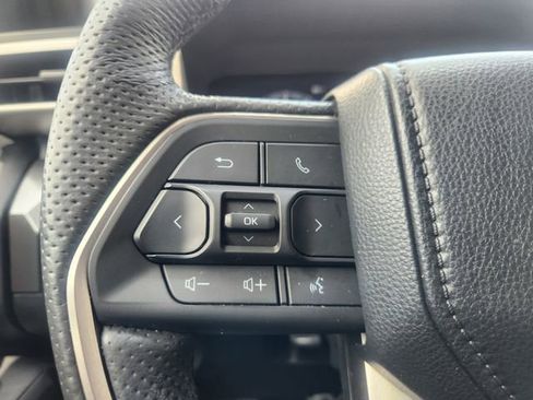 Certified 2024 Toyota Tacoma TRD Sport image 28