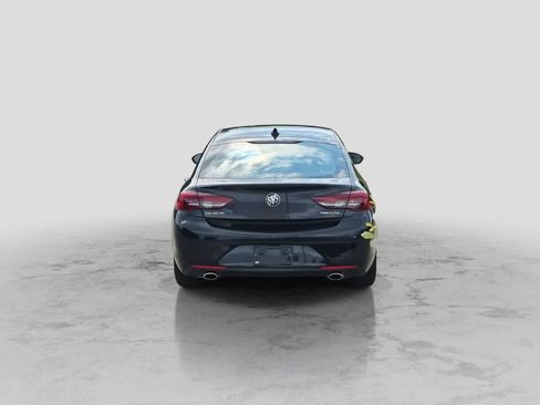 Used 2018 Buick Regal Preferred FWD image 7