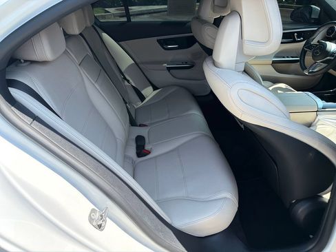 Used 2024 Mercedes-Benz C 300 Sedan image 15