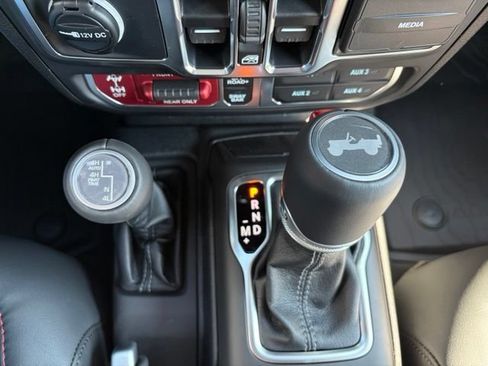 New 2026 Jeep Wrangler Unlimited Rubicon 392 w/ Quick Order Package 27X Moab AWD/4WD image 29