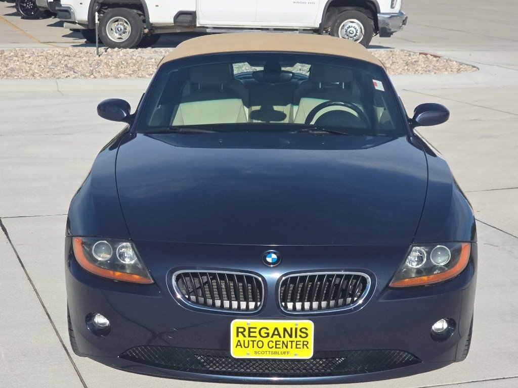Used 2003 BMW Z4 2.5i RWD image 2