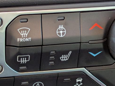 Used 2024 Jeep Wrangler Sahara w/ Technology Group image 22