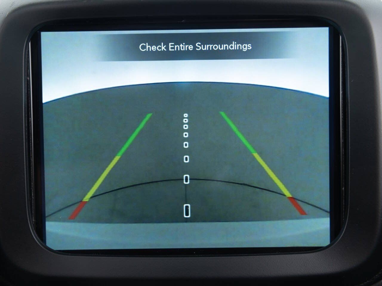 Used 2018 Jeep Renegade Altitude w/ UConnect 8.4 Nav Group AWD/4WD image 35