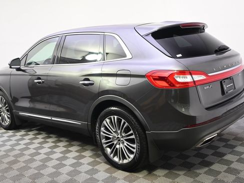Used 2017 Lincoln MKX Reserve w/ Lincoln MKX Climate Package AWD/4WD image 3