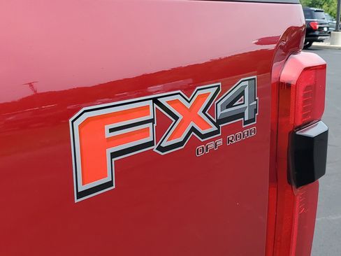 New 2025 Ford F350 Lariat w/ Lariat Ultimate Package image 9