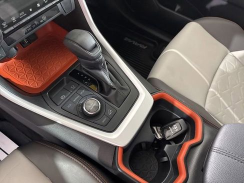 Used 2019 Toyota RAV4 Adventure AWD/4WD image 23