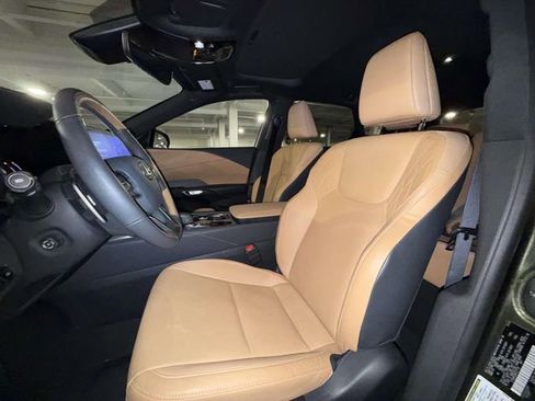 Certified 2024 Lexus RX 350 Premium w/ Convenience Package image 2