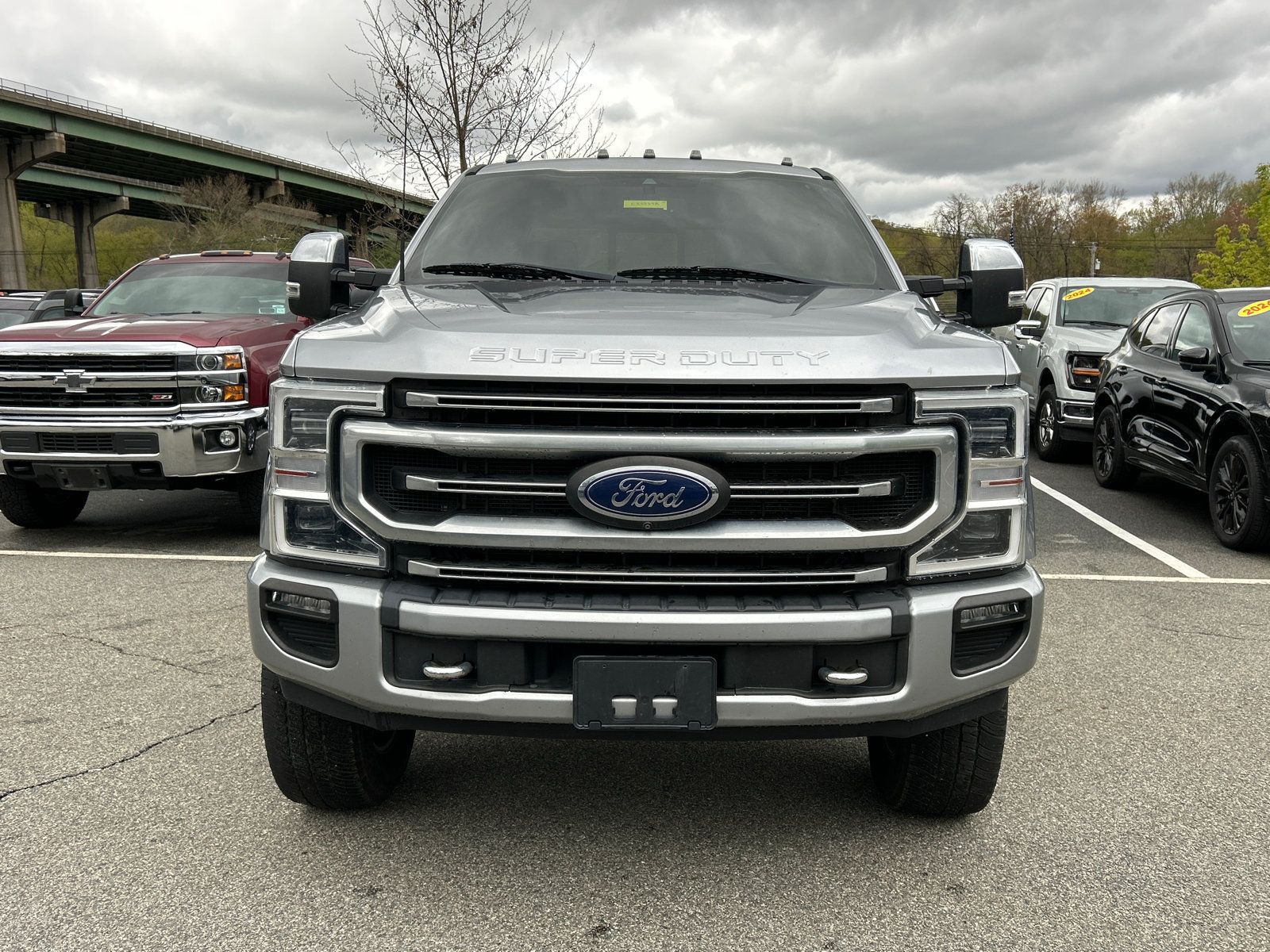 Used 2022 Ford F350 Platinum AWD/4WD image 5