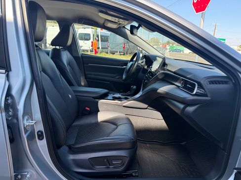 Used 2023 Toyota Camry XSE FWD image 22
