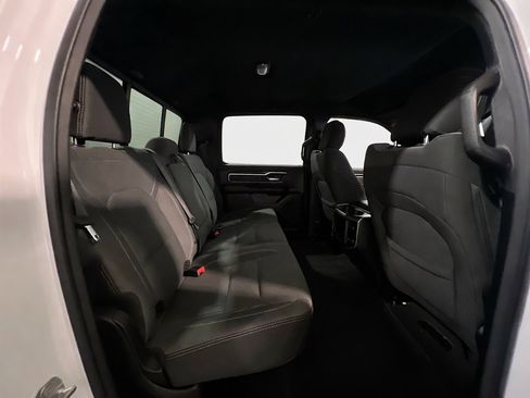 Used 2022 RAM 1500 Big Horn AWD/4WD image 18