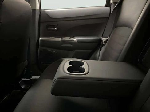 Used 2024 Mitsubishi Outlander Sport SE AWD/4WD image 63