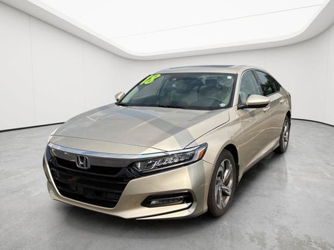 Used 2018 Honda Accord EX image 3