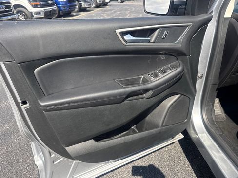 Used 2024 Ford Edge SEL AWD/4WD image 25