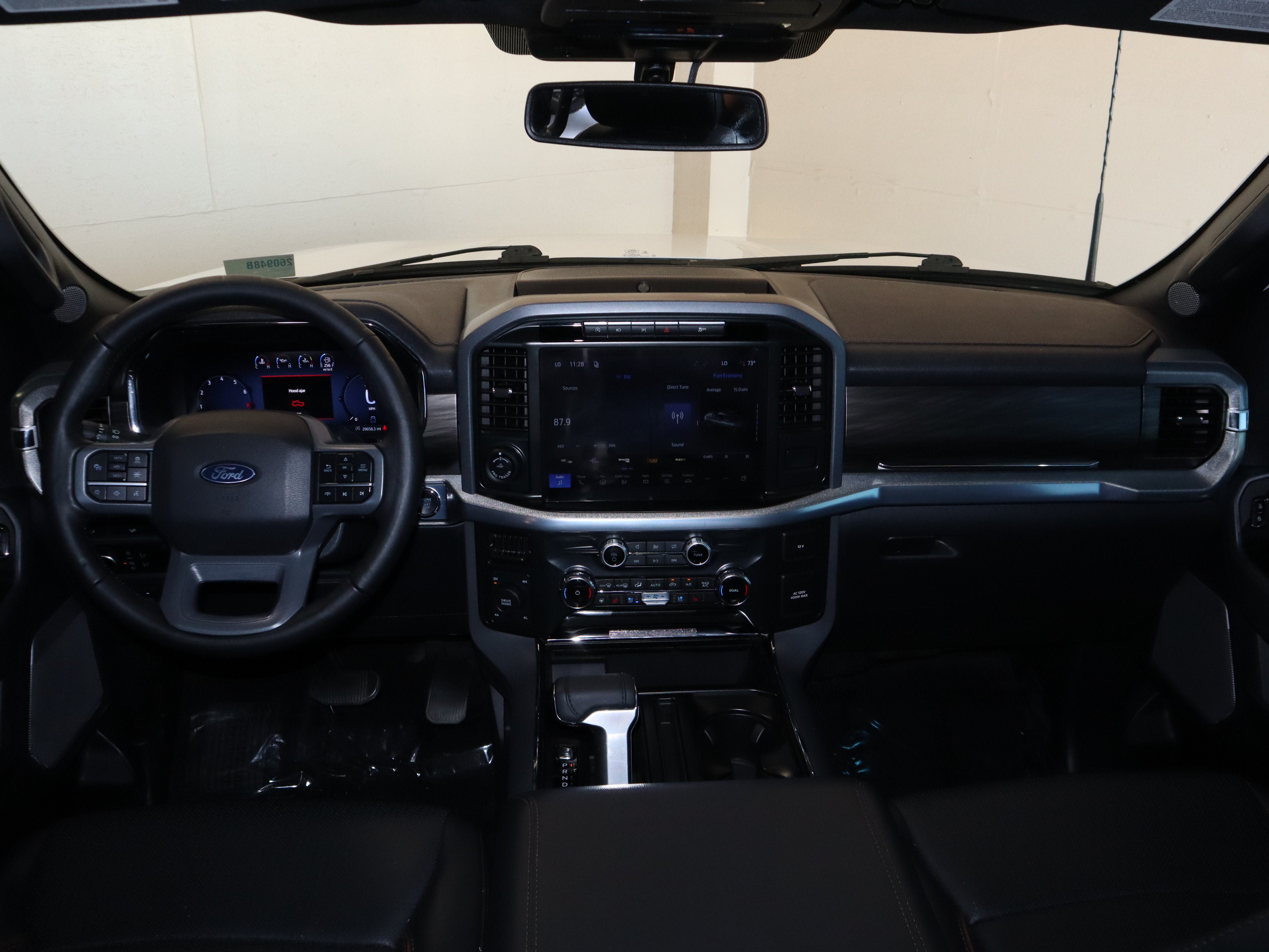 Used 2024 Ford F150 Lariat AWD/4WD image 26