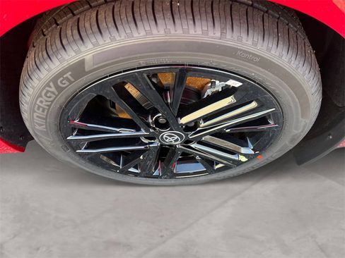 New 2026 Toyota Camry SE FWD image 14
