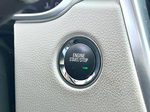 Used 2014 Cadillac SRX Luxury w/ Driver Awareness Package image 21