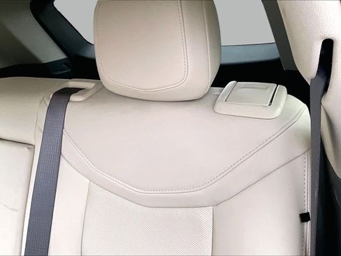 Used 2025 Cadillac XT5 Premium Luxury w/ LPO, Floor Liner Package FWD image 19