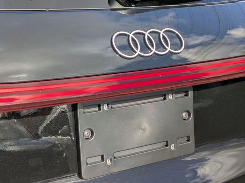 New 2025 Audi Q5 Premium Plus image 15