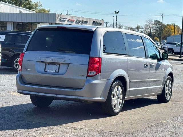 Used 2017 Dodge Grand Caravan SE w/ Power Window Group FWD image 33